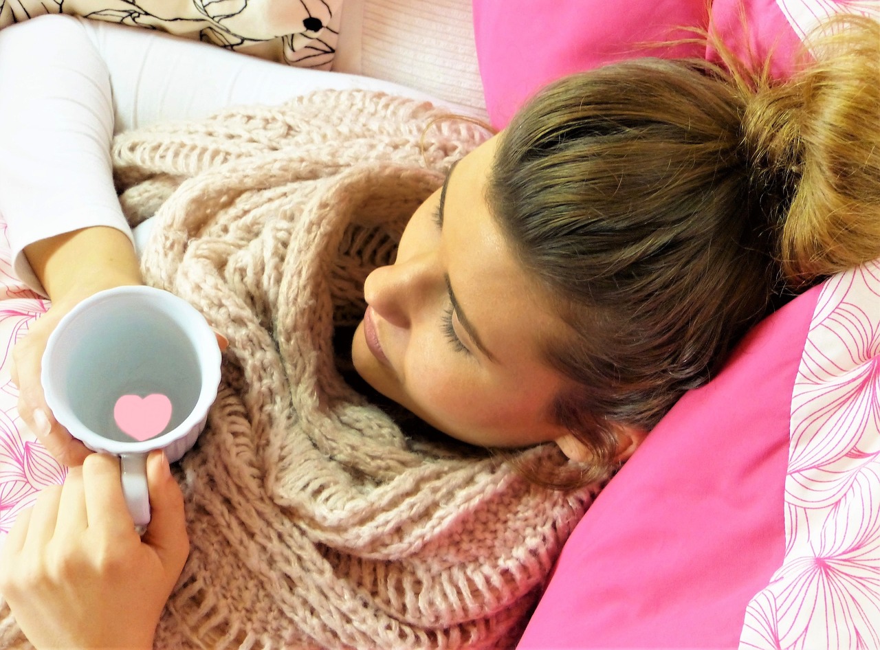 Read - image sipping-tea on https://www.torontogreennaturopath.com
